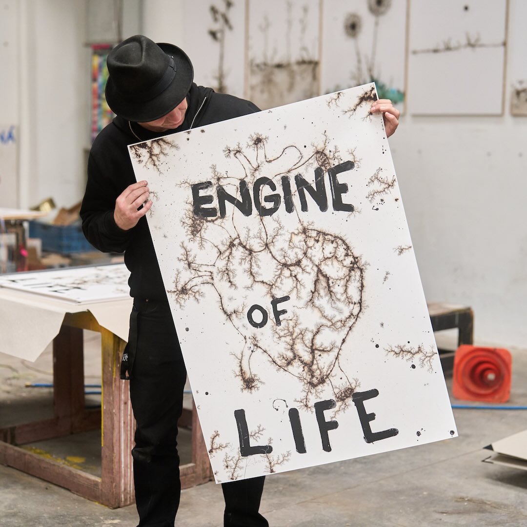 Krištof Kintera | Engine of Life (Speciální tisk - v černém rámu)
