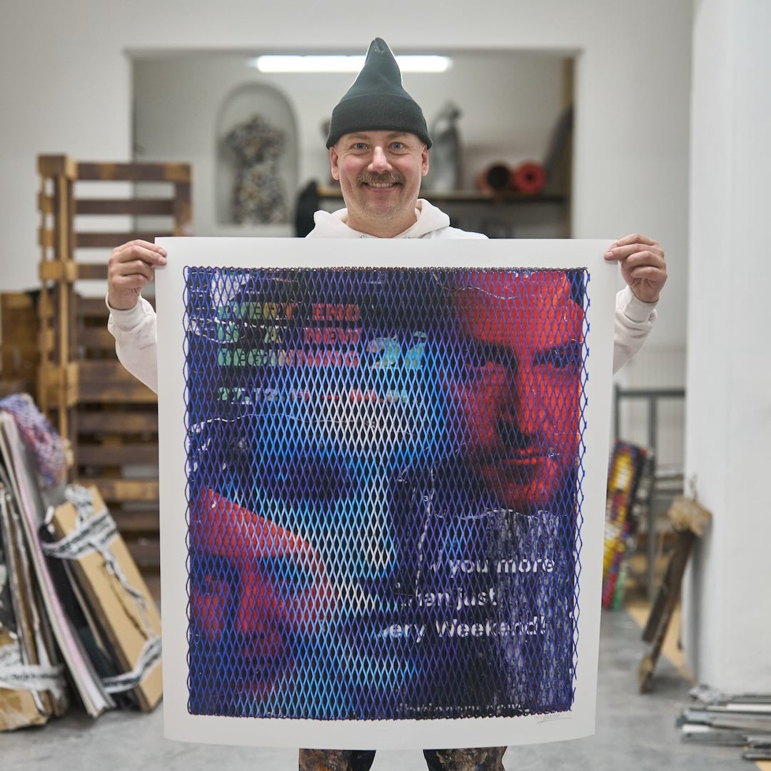 Holding the print
