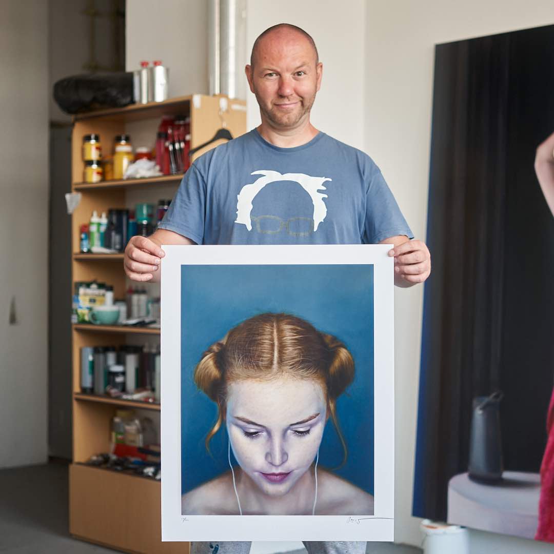 Holding the print