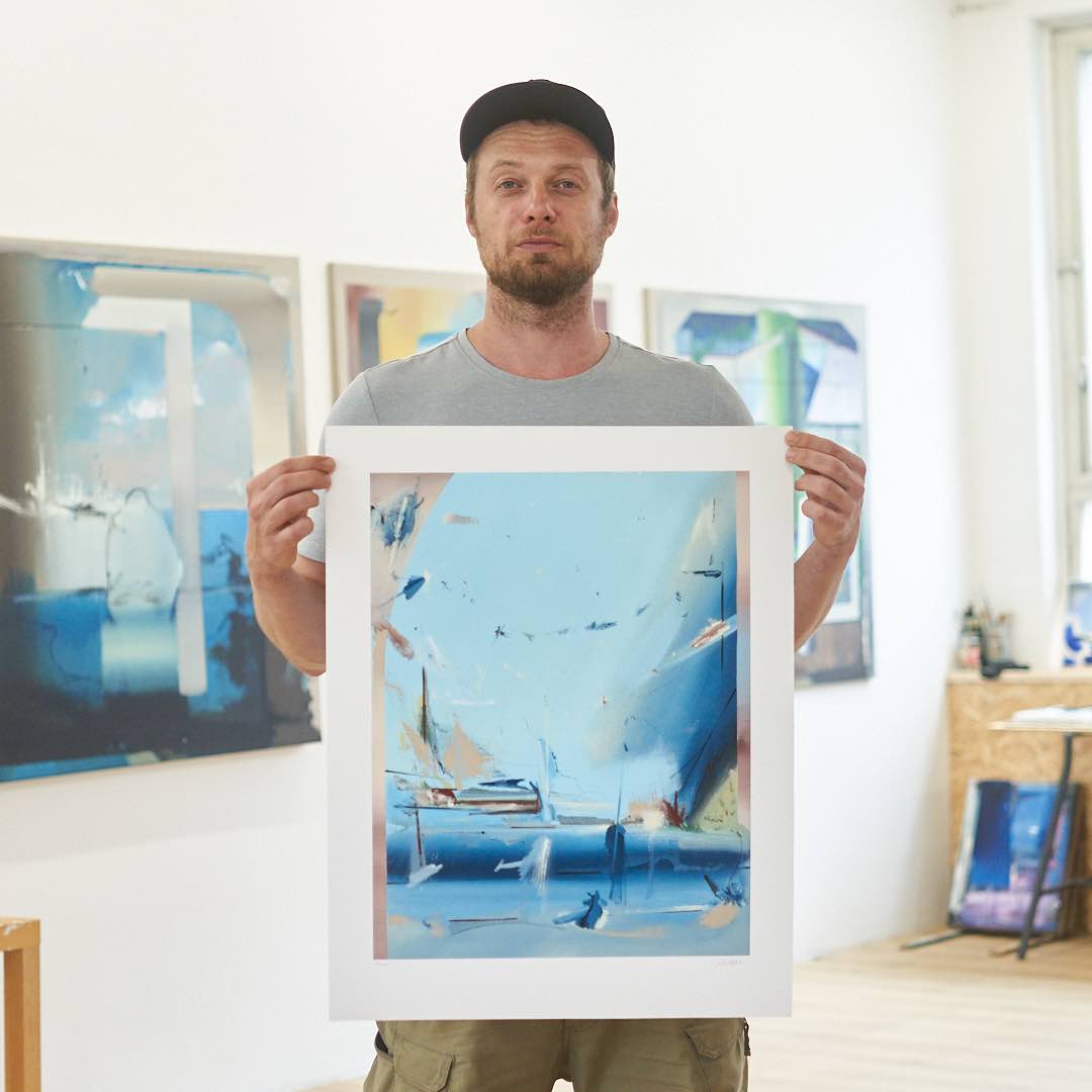 Holding the print