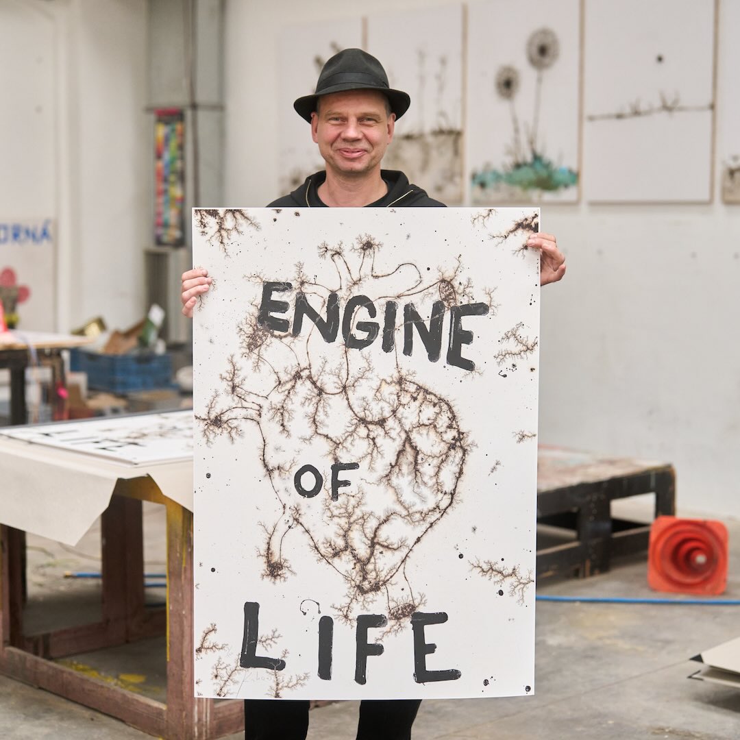 Holding the print