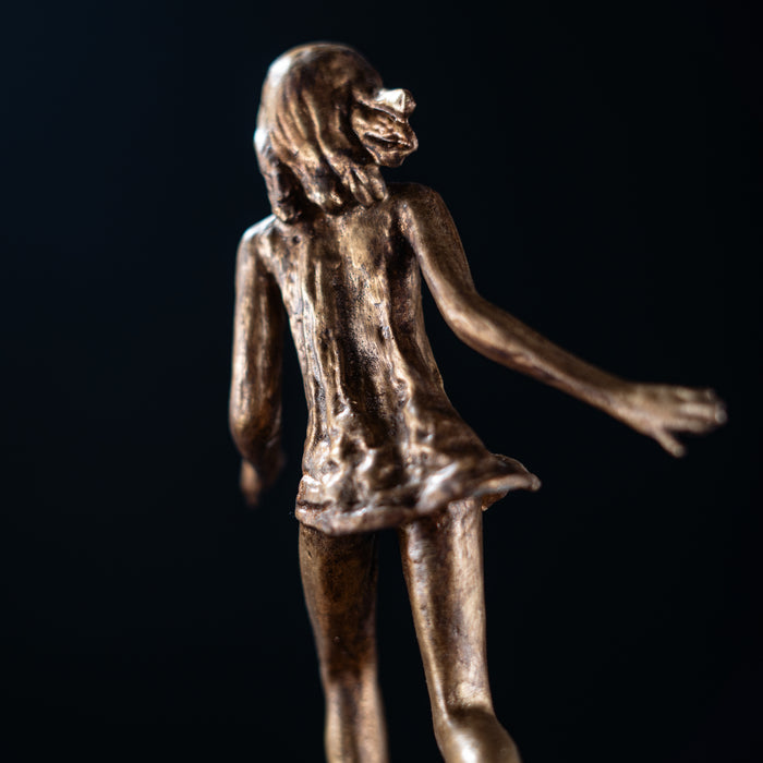 Kurt Gebauer | Running Girl (SOLD OUT)