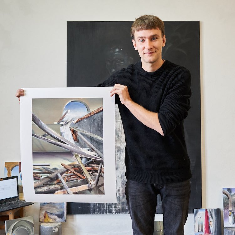 Holding the print