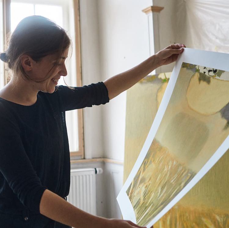 Holding the print
